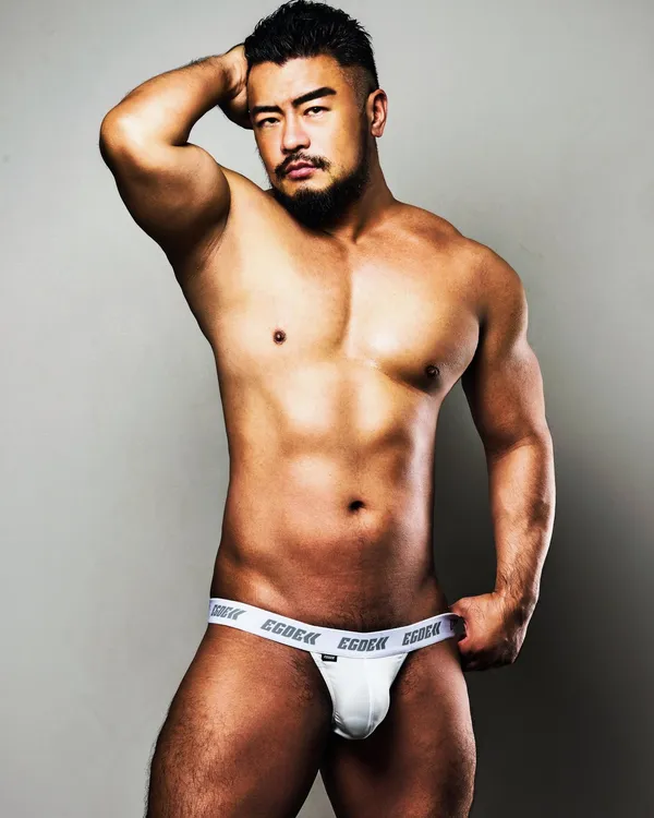 Gento Kokuryu's BabeWiki Profile