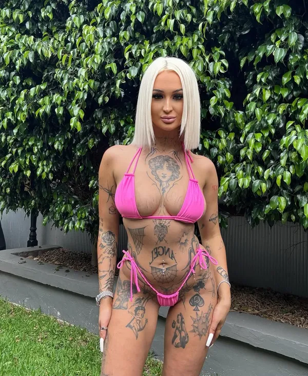 Georgi Green's BabeWiki Profile