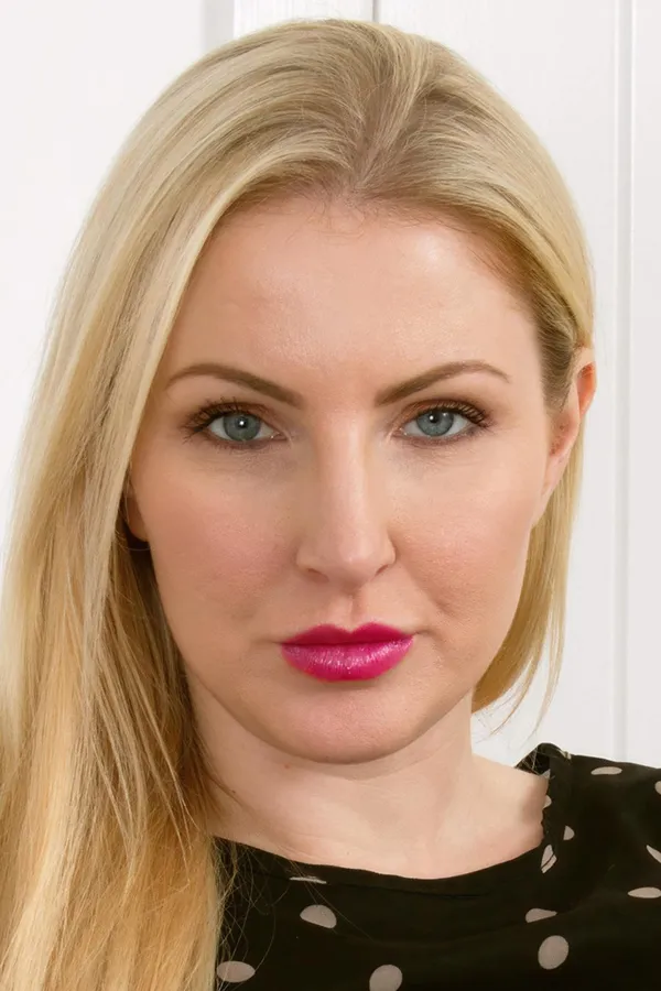 Georgie Lyall's BabeWiki Profile