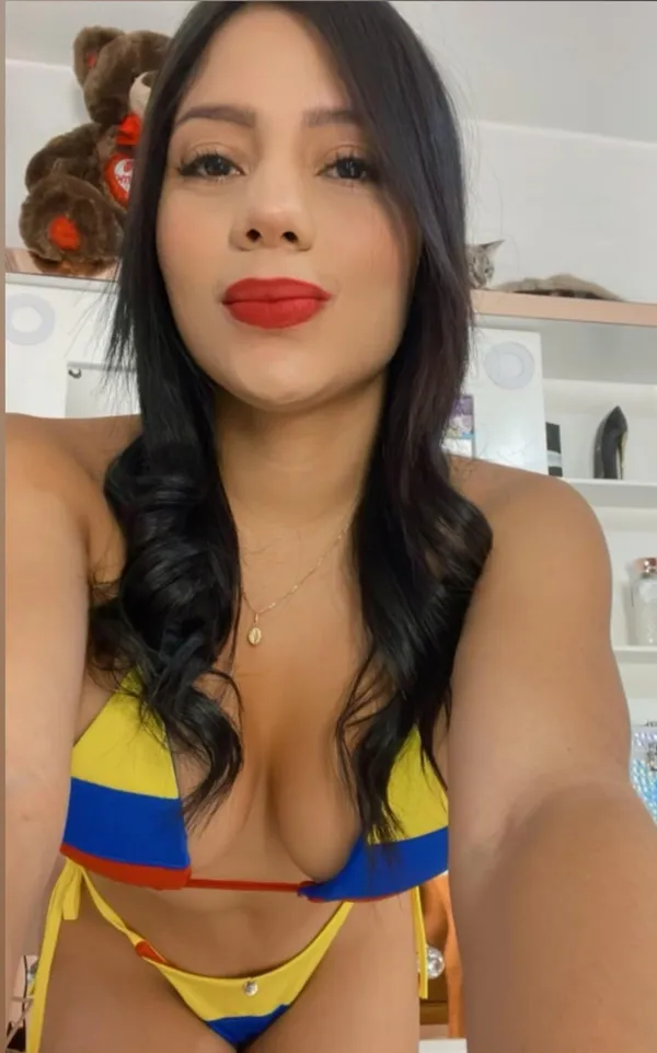 Gina Akemi's BabeWiki Profile