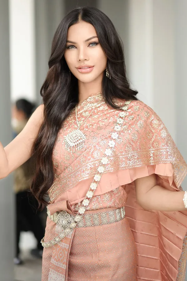 Gina Duangket's photo 9