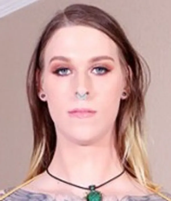 Gina James's photo 4