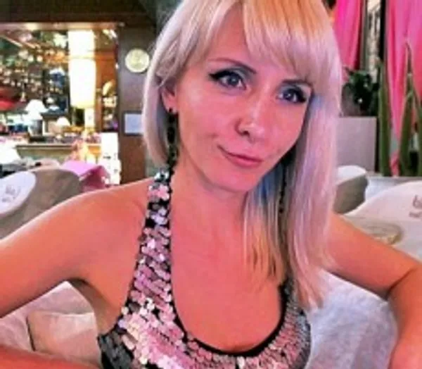 Giulia Bondi's BabeWiki Profile