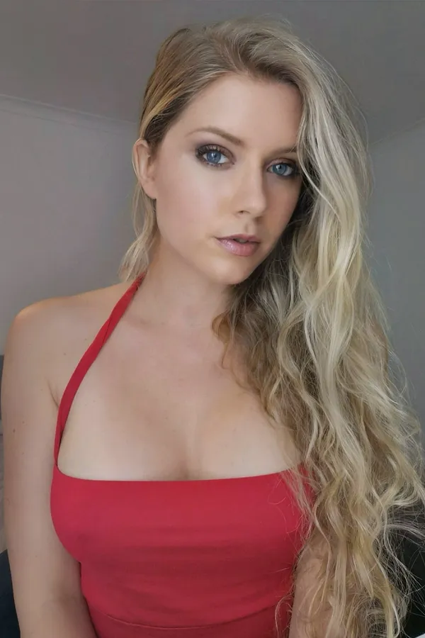 Goddess Allexandra's photo 6