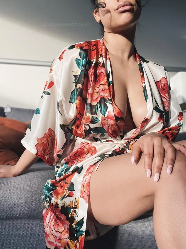 Goddess Aquaria's photo 3