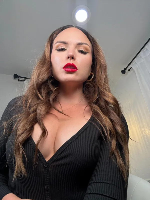 Goddess Aria Zahara's photo 3