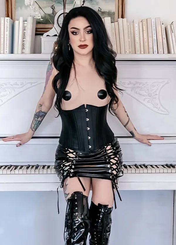 Goddess Medusa's BabeWiki Profile