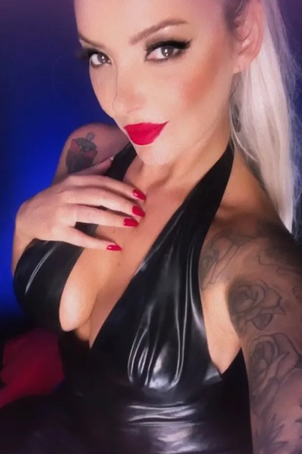 Goddess Vanessa's photo 9