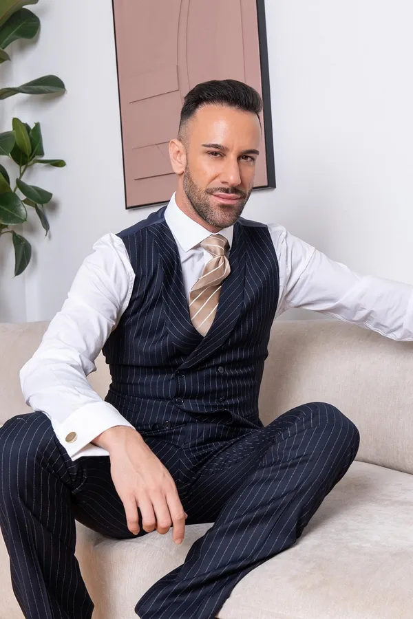 Gustavo Cruz's BabeWiki Profile