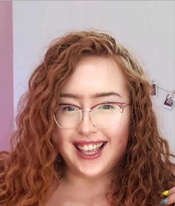 Gwen Adora's BabeWiki Profile