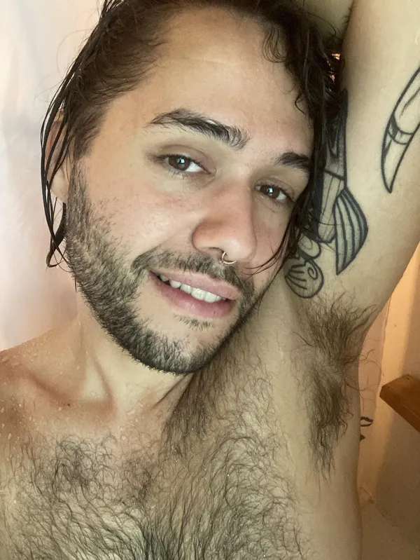 Hairy Styles's photo 5