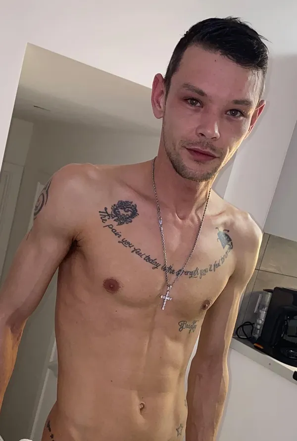 Harri Oakland's BabeWiki Profile