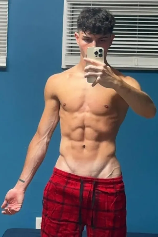 Hayden Brooks's photo 5