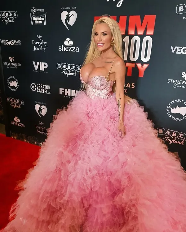 Hayley September Summers's photo 6