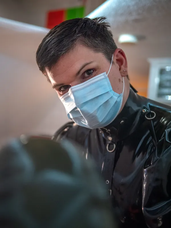 Heavyrubberette's BabeWiki Profile