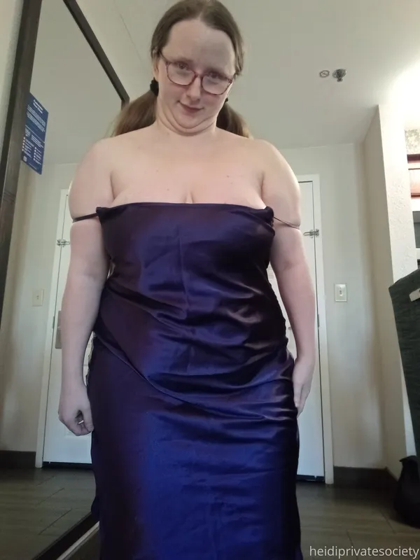 Heidi (Private Society)'s photo 4