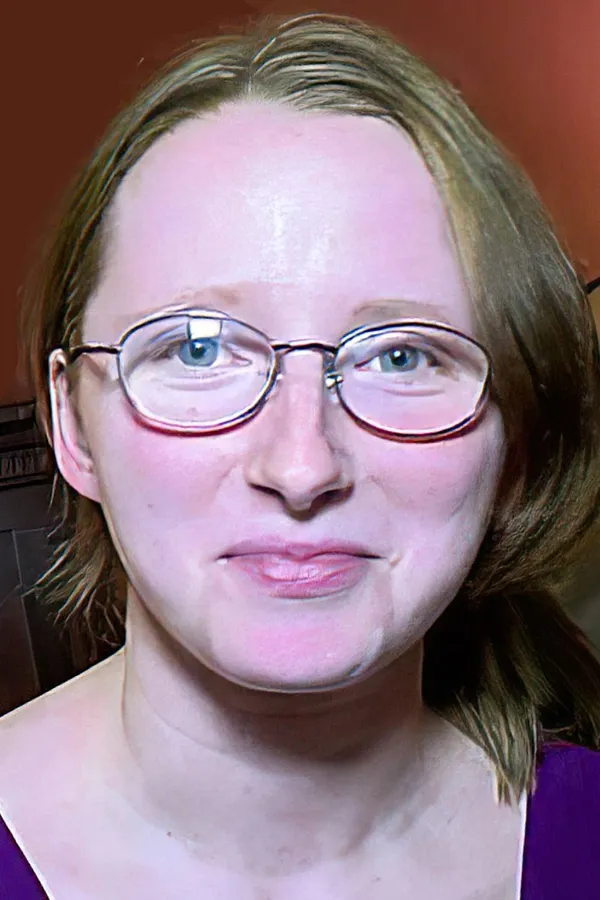 Heidi Cummins's BabeWiki Profile