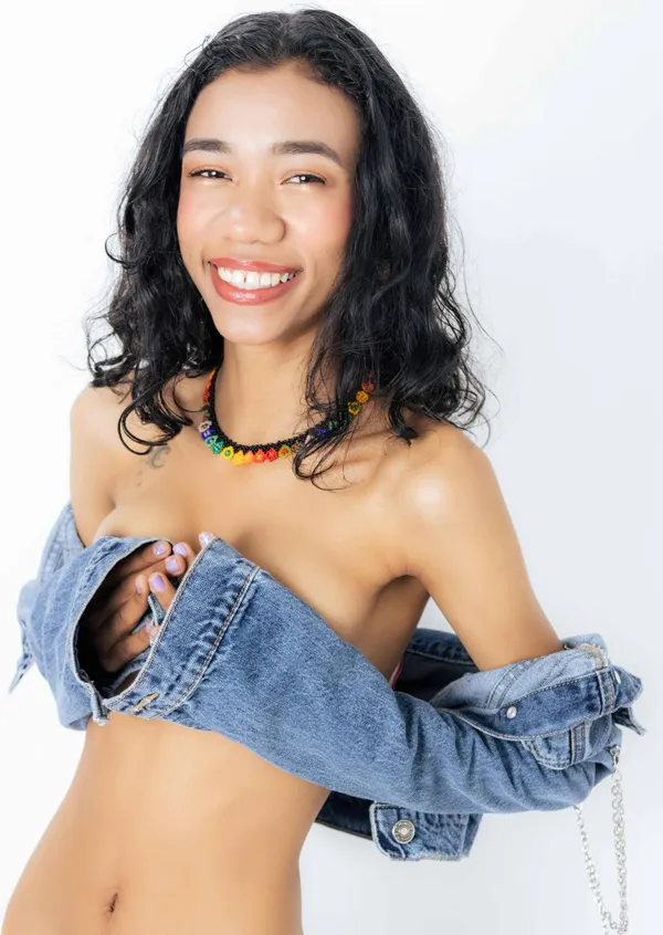 Helen Bird's photo 6