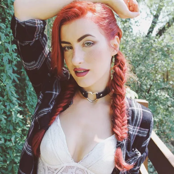 Hillary Nicole Pokket's photo 6