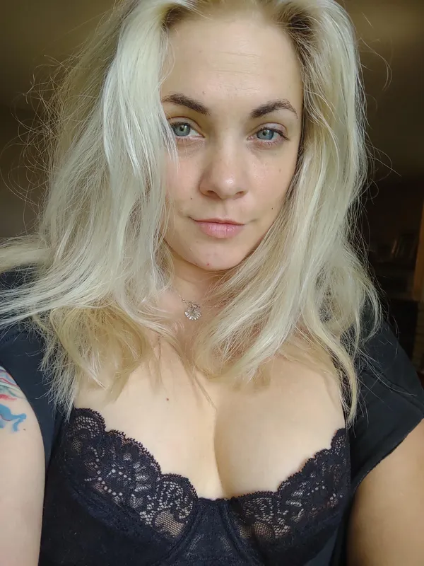 Holly Corey's BabeWiki Profile