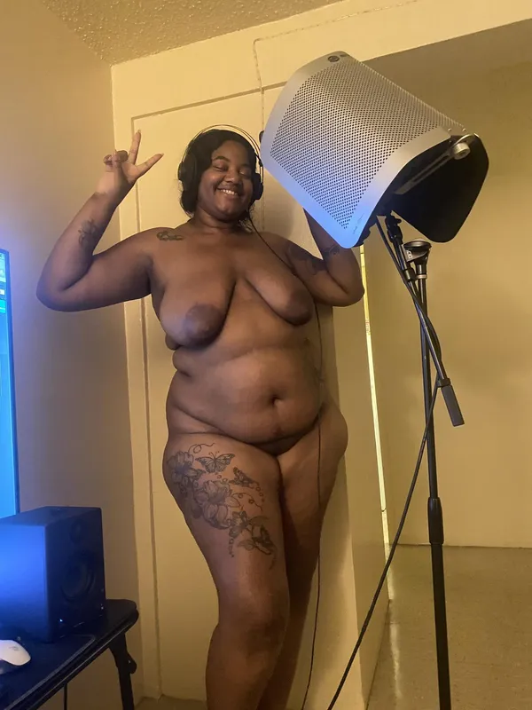 Honey Amazon's photo 2