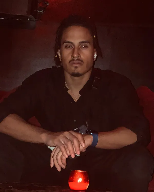 Hook Senpai's BabeWiki Profile