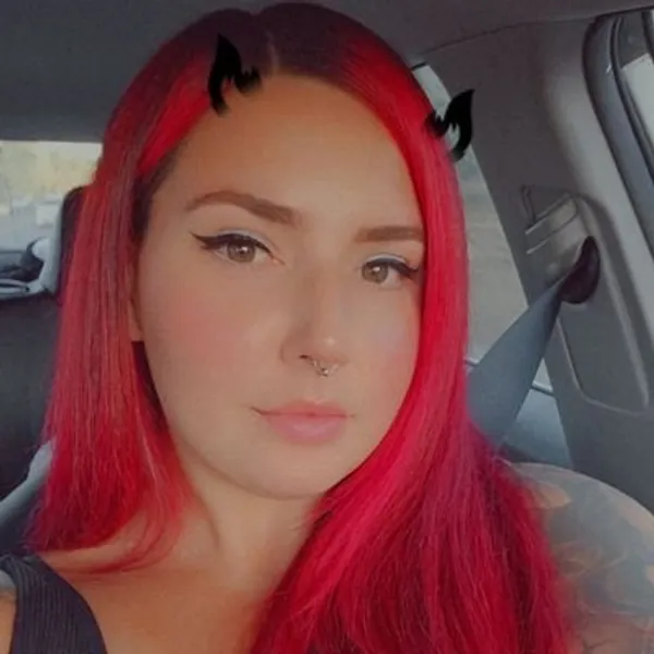 Hottubgirl's BabeWiki Profile