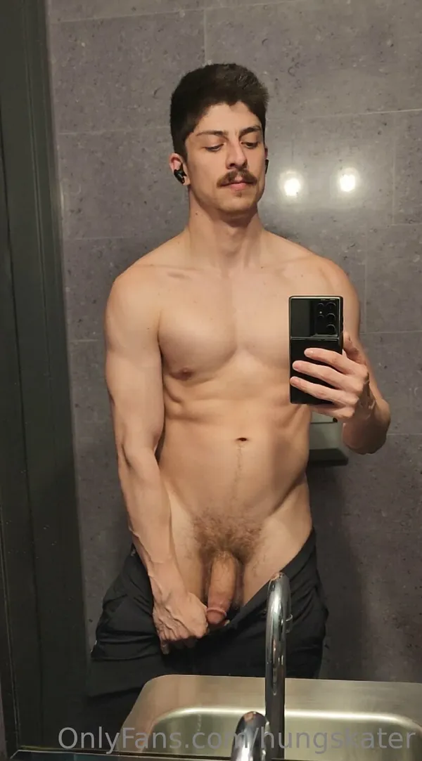 Hungskater's photo 3