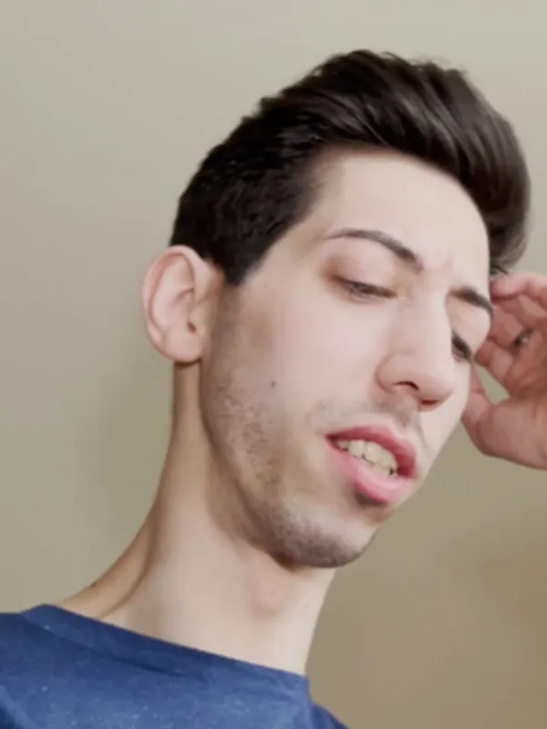 Ian Kink's BabeWiki Profile