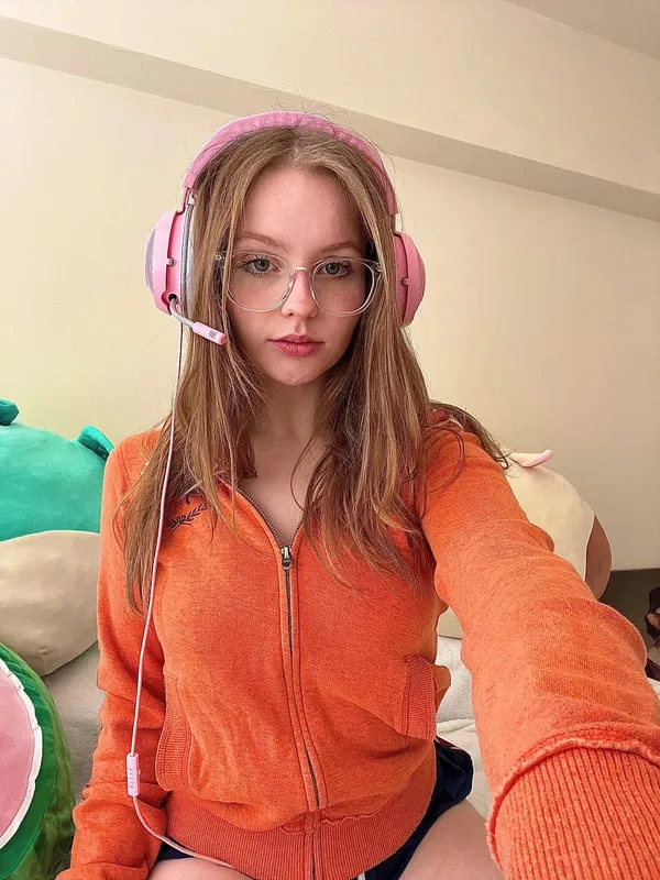 Iggy (Onlyfans)'s BabeWiki Profile