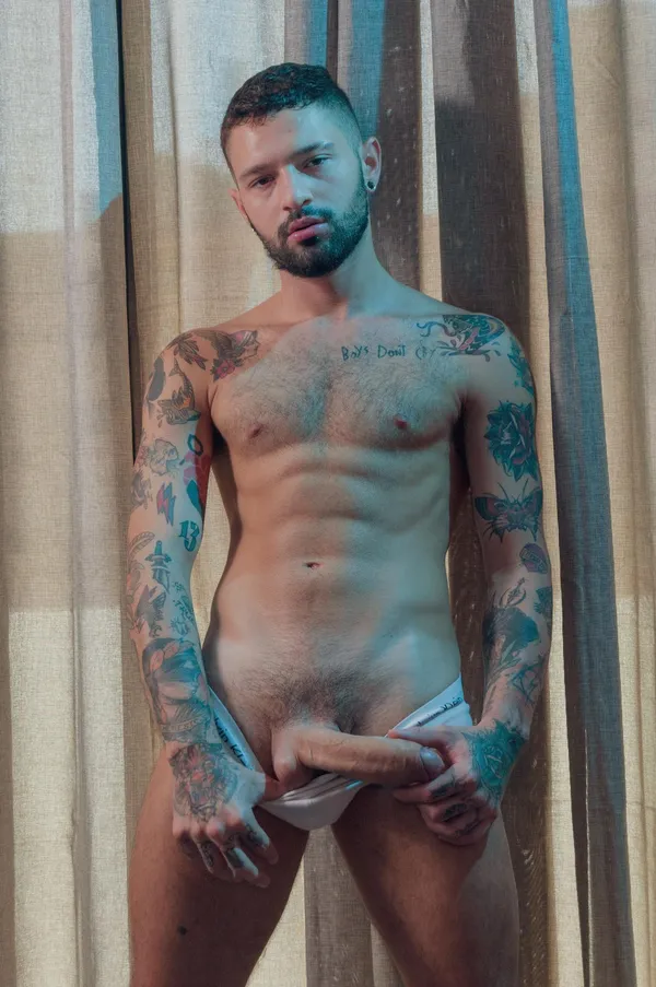 Igor Lucios's BabeWiki Profile