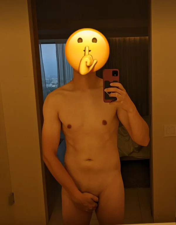 igotsabuttyo's BabeWiki Profile