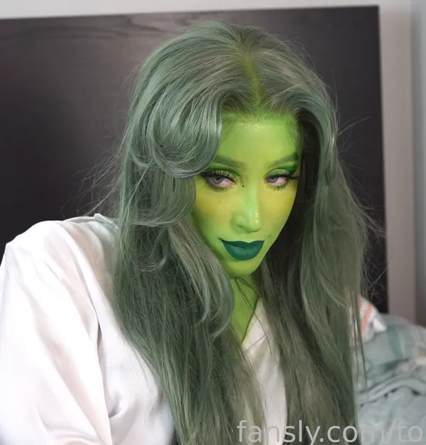 Imilia Audley's BabeWiki Profile