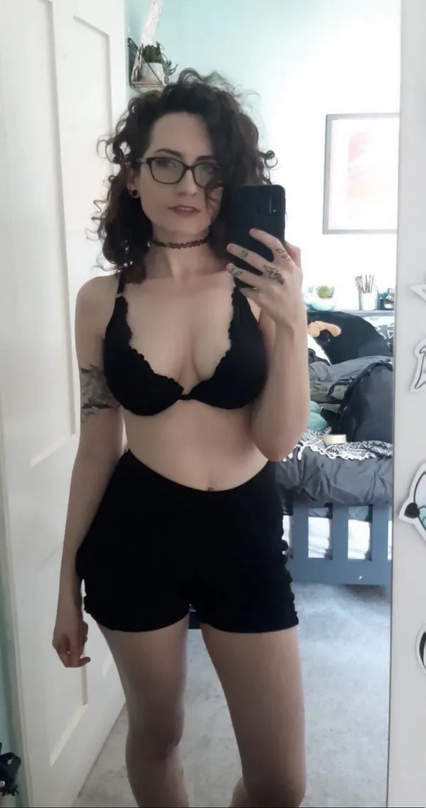 Inky Minky's BabeWiki Profile