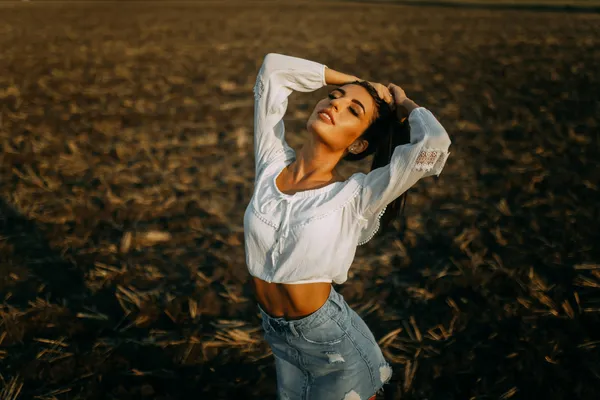 Irena (OnlyFans)'s photo 7