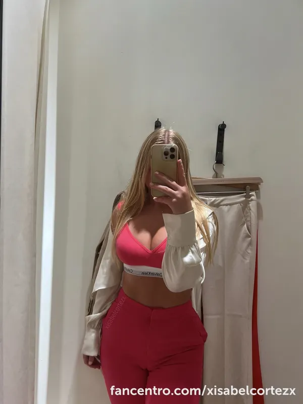 Isabel Cortez's photo 4