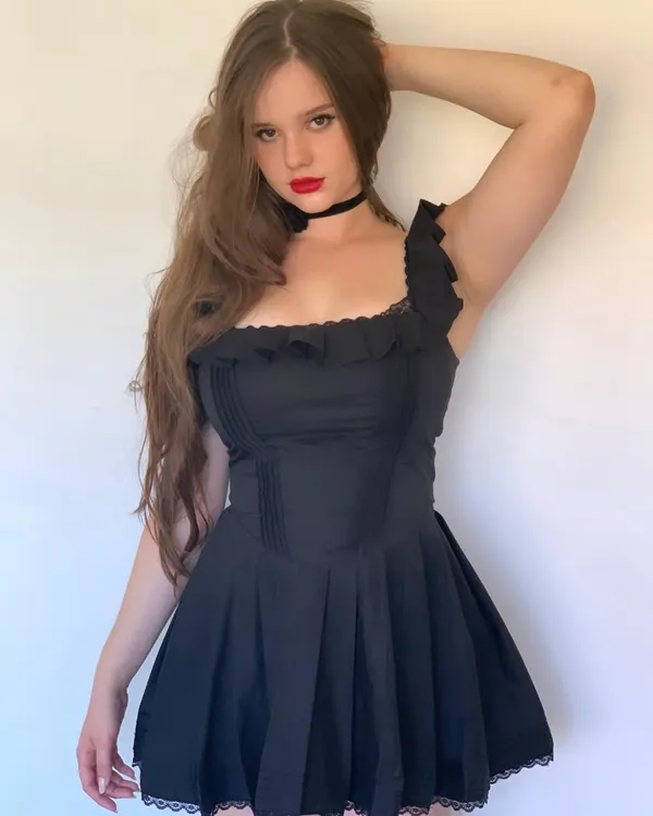 Isabella Ardley's BabeWiki Profile