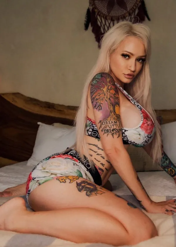 Isabella James's photo 7