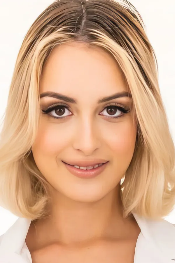 Isabelle Sky's photo 3