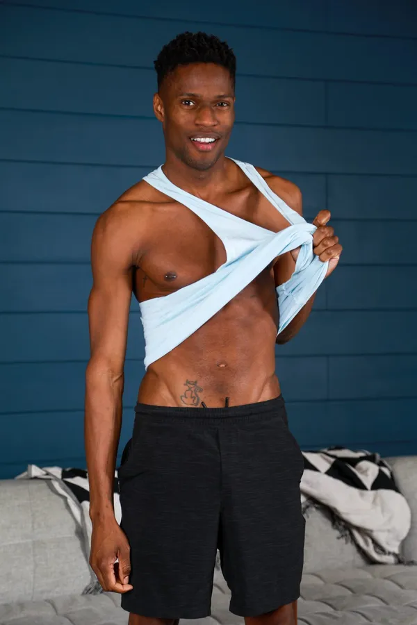 Isaiah Taye's photo 5