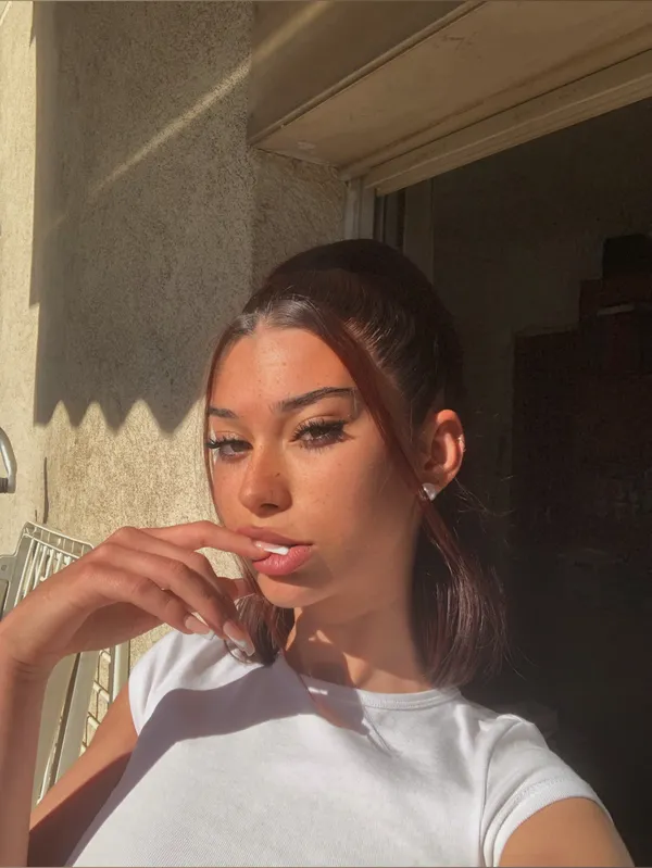 Ivana Agüero Capilla's BabeWiki Profile