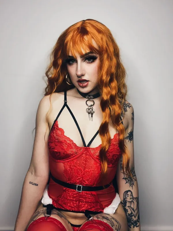 Ivy Fox's BabeWiki Profile