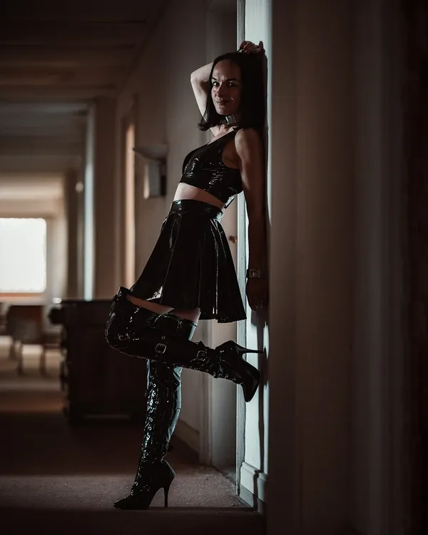 J.Delicious's BabeWiki Profile