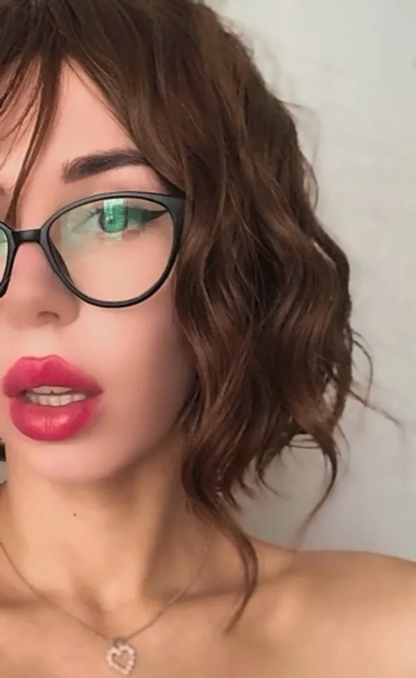 jade_peach's BabeWiki Profile