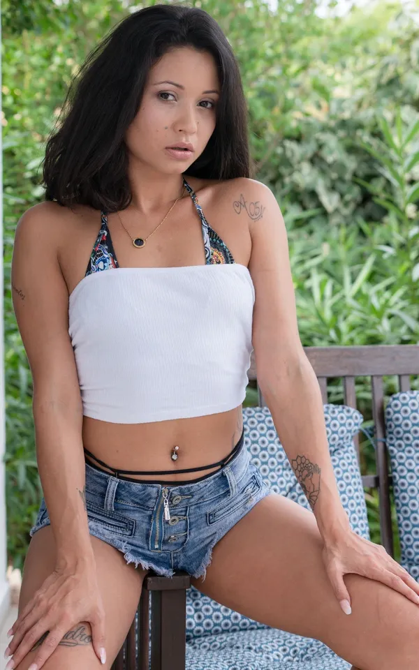 Jade Presley's BabeWiki Profile