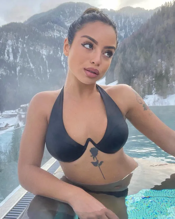 Jaele Corsi's photo 7