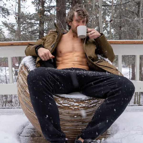 Jak Palmer's photo 3