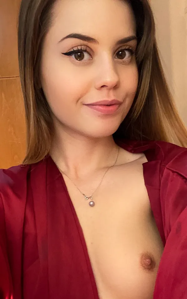 Jamie Young's photo 7