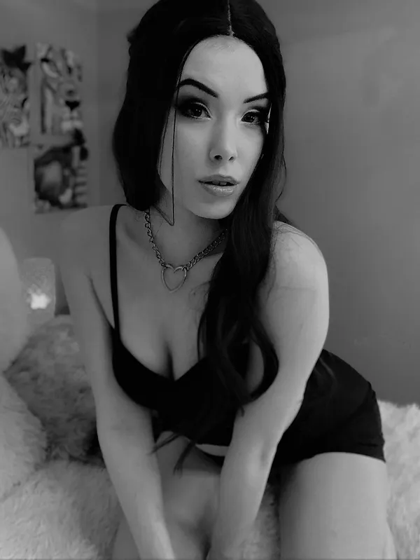 Jasmine Callipygian's photo 10