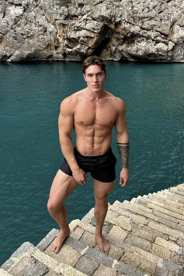 Jay Fisher's photo 7